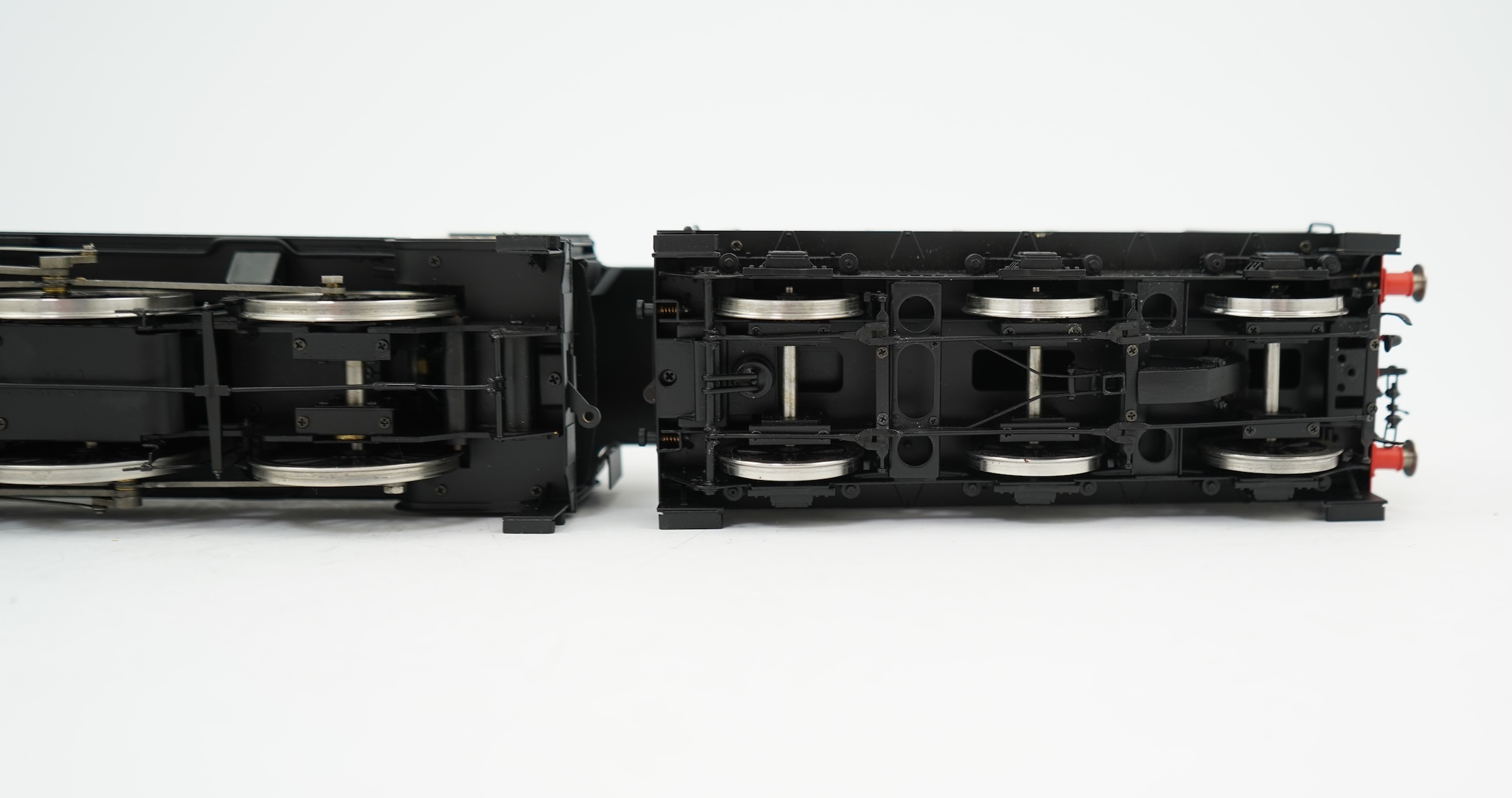 An 0 Gauge Made by Sancheng, China, model of LMS Class 5F, 5092, power powered for two rail operation.